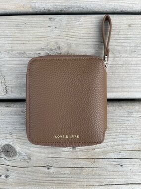Love & Lore Brown Pebbled Leather Zip Wallet Wristlet